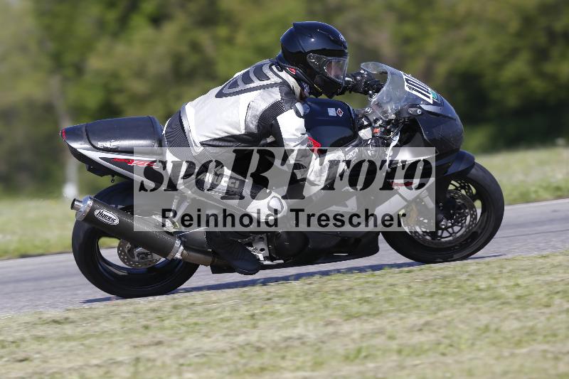 Archiv-2025/11 29.04.2025 PROMAX ADR/Gruppe gruen/100